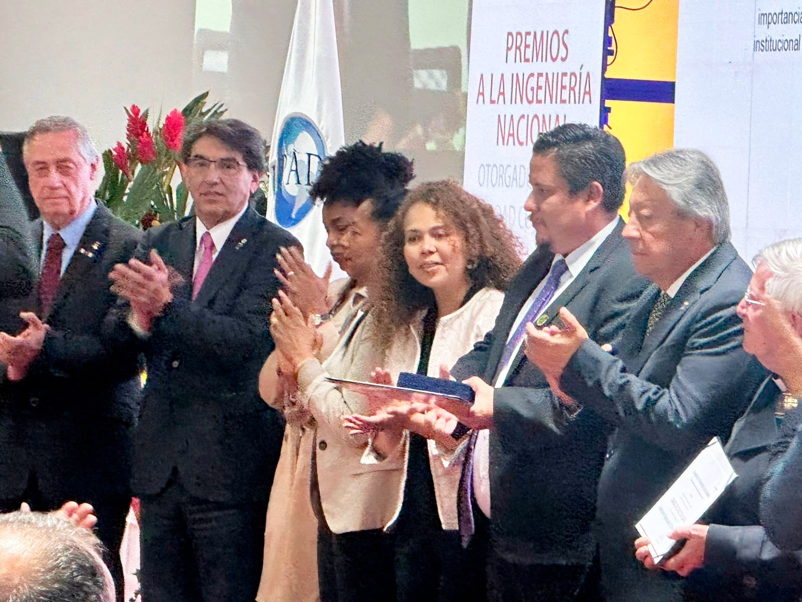 grado_cruz_plata_29-05-25_03-min